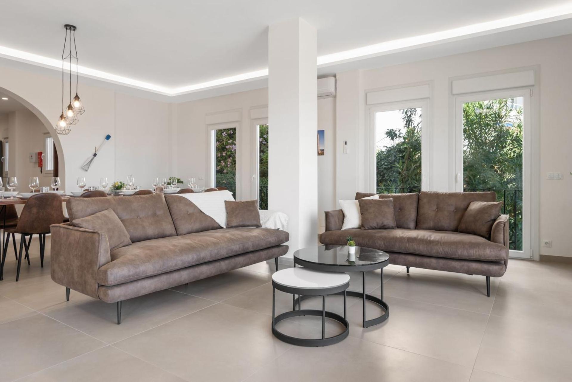 Belgravia Club 埃斯特波纳 外观 照片