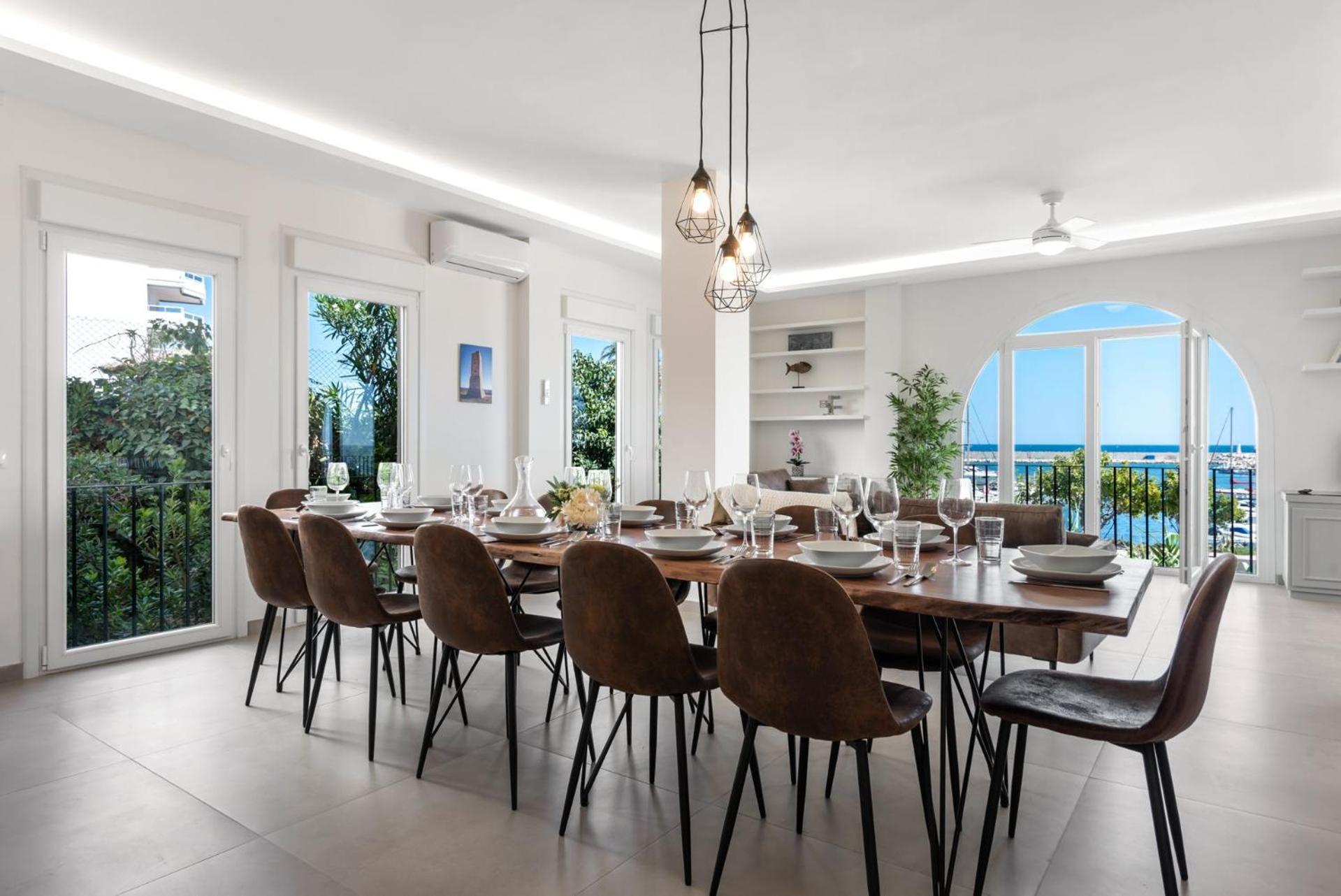 Belgravia Club 埃斯特波纳 外观 照片