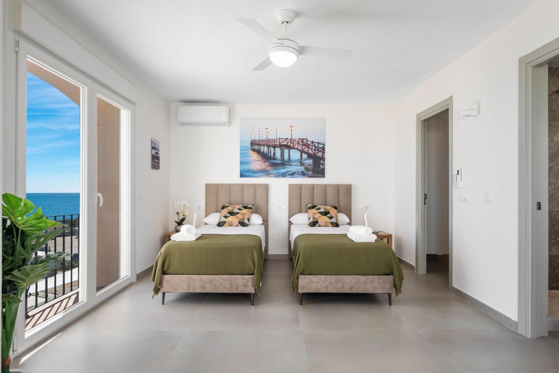 Belgravia Club 埃斯特波纳 外观 照片